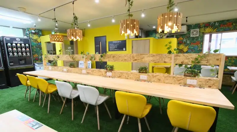 セルフカフェ大塚駅南口店 Wi-Fi・電源完備の無人カフェ